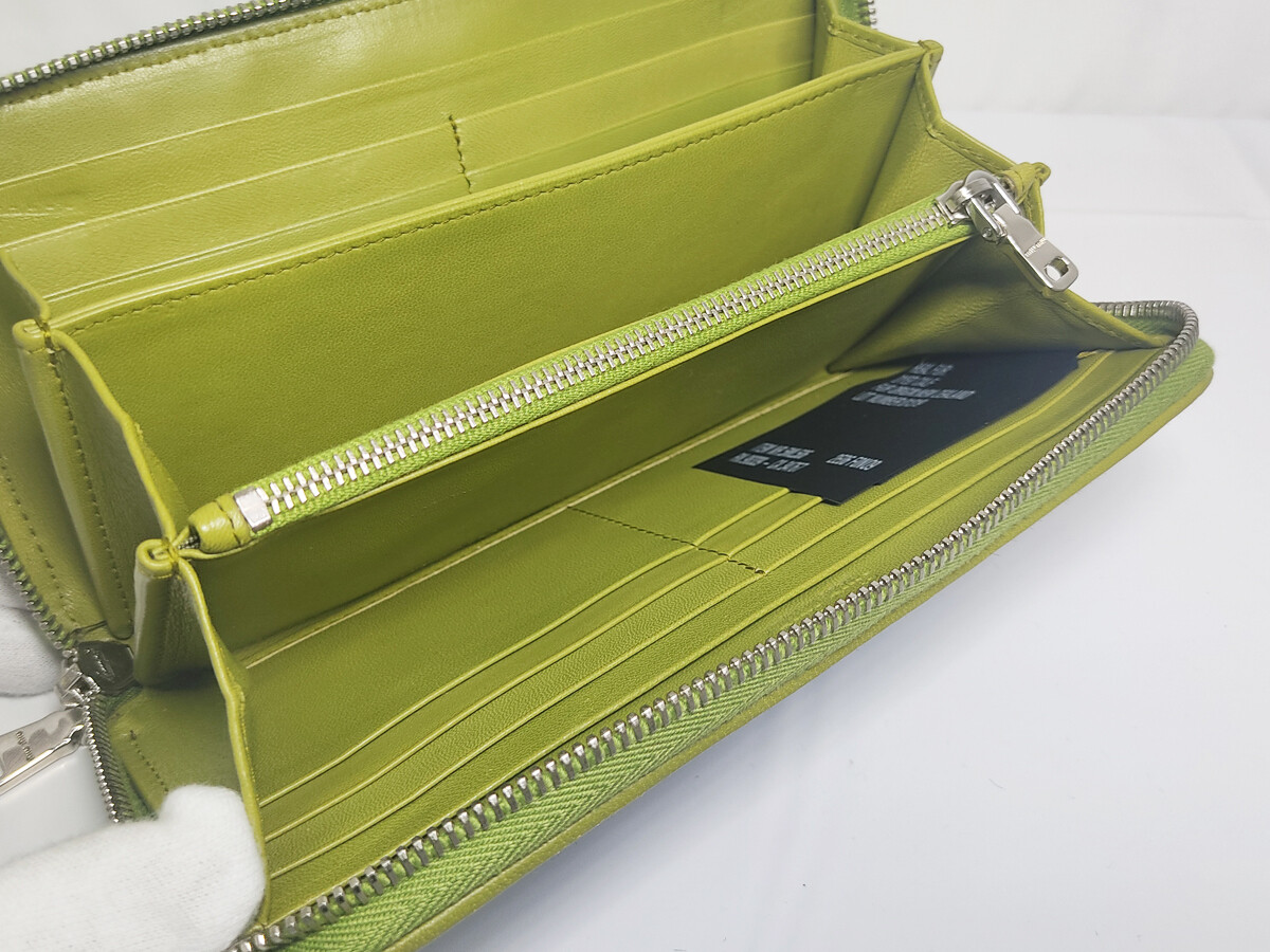 小物 miu miu leather wallet pastel yellow Miu Miu Matelassé leather wallet for Women - Yellow in UAE