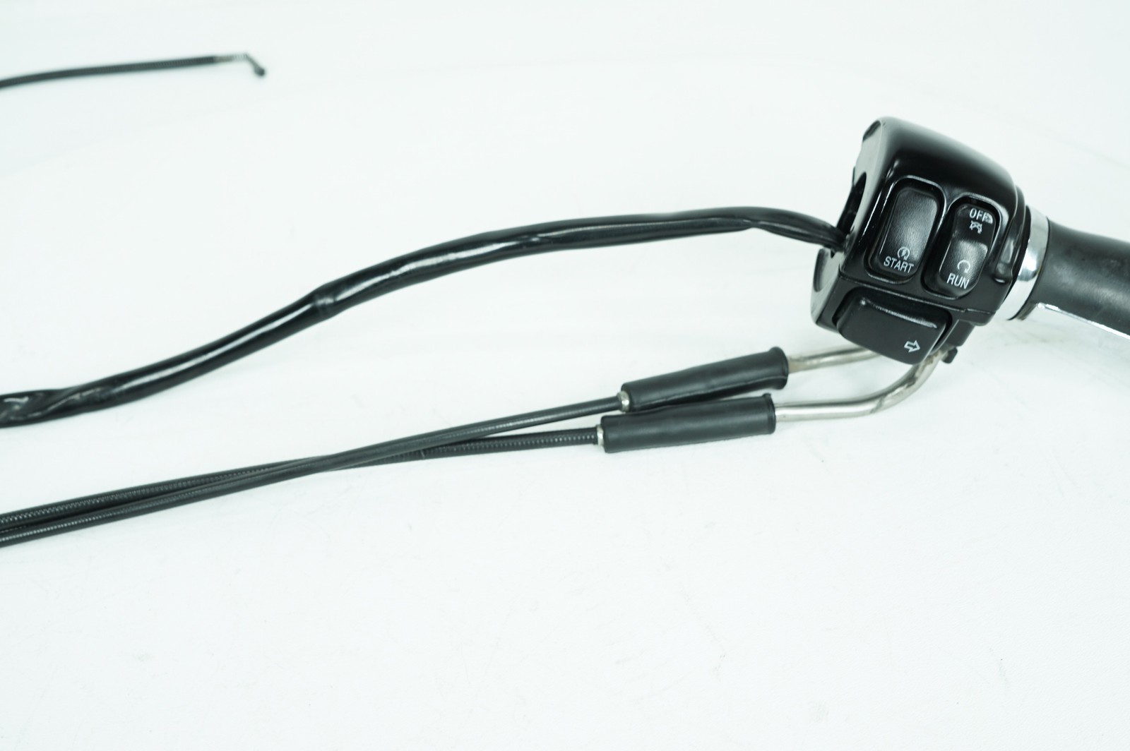 04 Harley Touring Road King Custom OEM Right Engine Start Kill Switches Controls