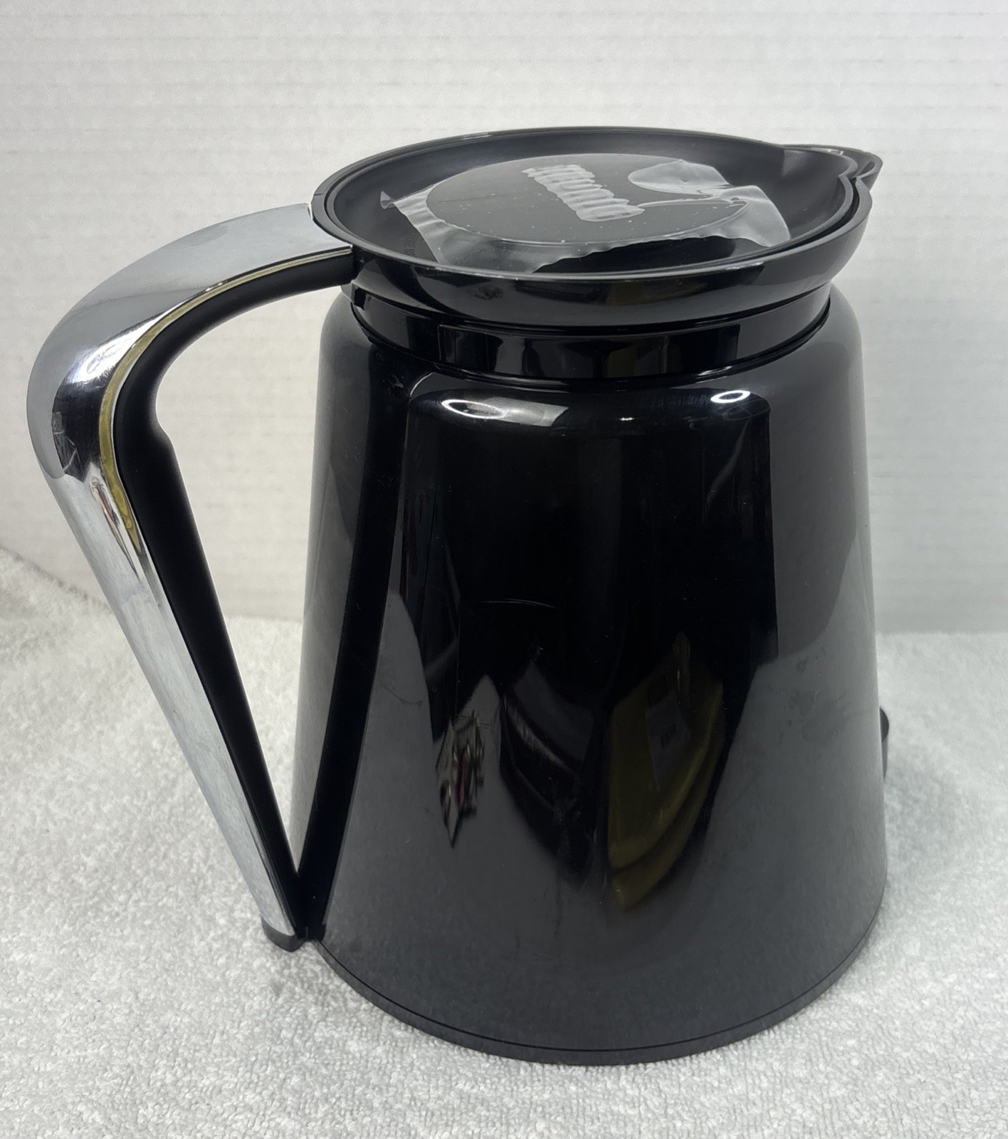 Keurig 2.0 Thermal 32 oz Carafe Coffee Pot Replacement Black With Chrome Handle