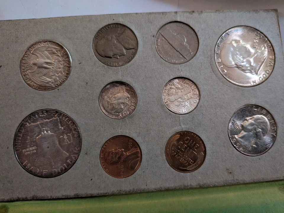 1958 U.S. Double Mint Set (P) and D toned Beautifully Original Packing - Image 3 of 4