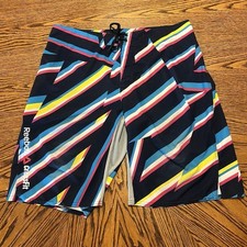 REEBOK MEN  s CROSSFIT Board Shorts Sz 34-36 LG Lightweight Swimsuit Surf Striped