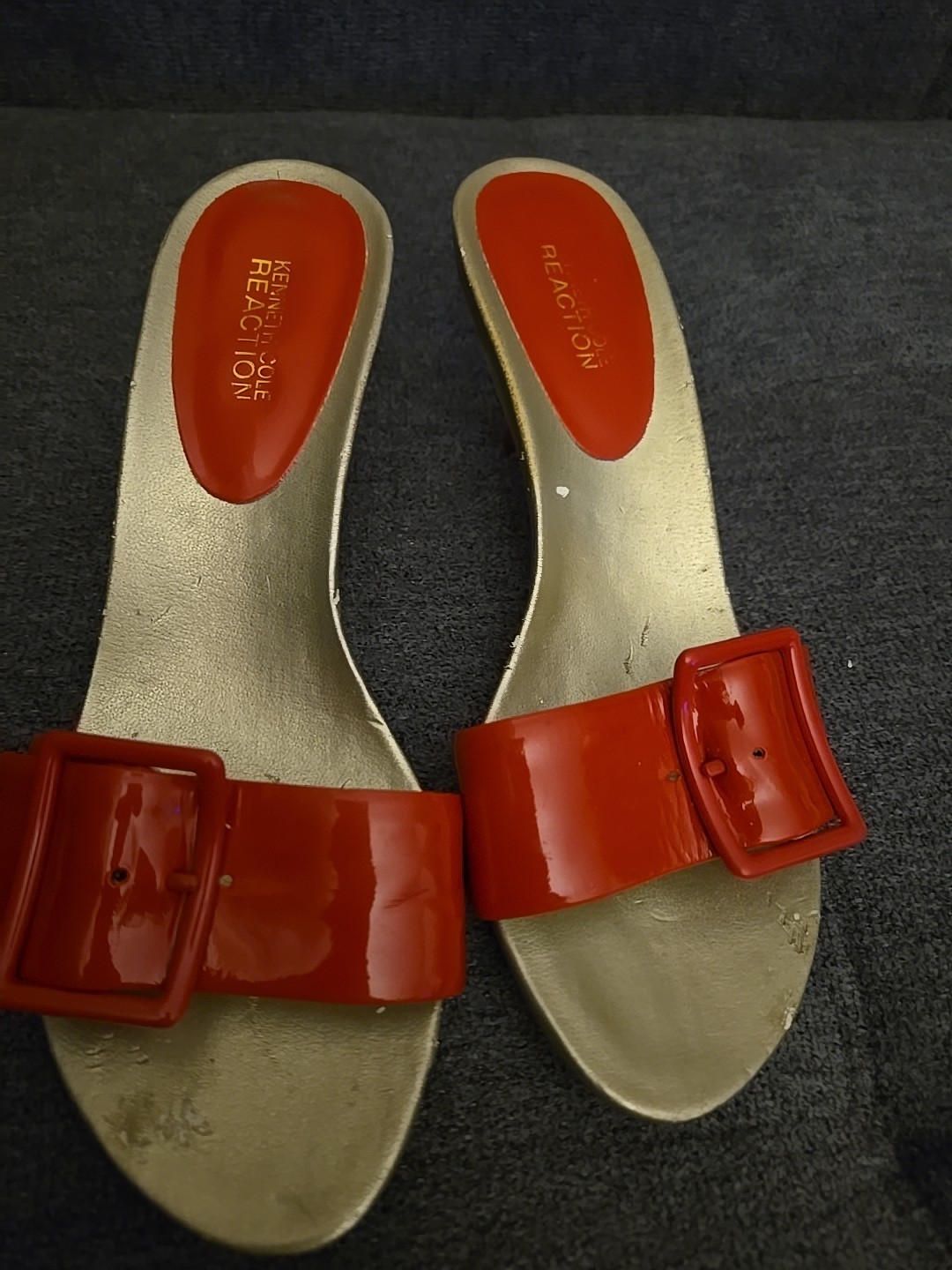 Kenneth Cole Reaction Women's sandal Size 8