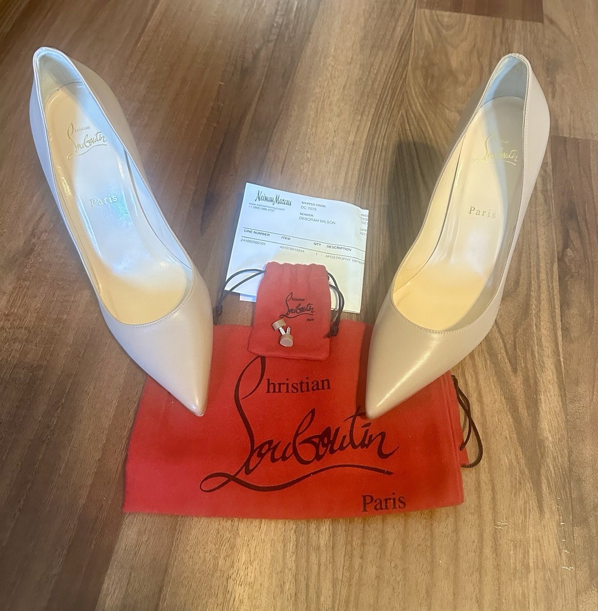 BRAND NEW AUTHENTIC CHRISTIAN LOUBOUTIN Apostrophy Nude Signature
