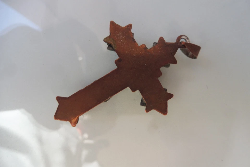 Schöner ,alter Anhänger , Kreuz , Kruzifix , Kupfer versilbert , mit Steinen - Bild 3 von 4