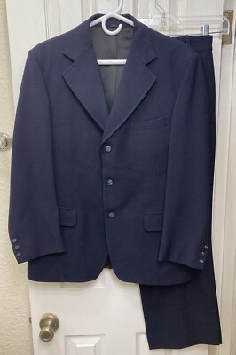 50s 60s vintage single‐breasted suit Vintage Men's 1950s 1960s Blue Gray Pinstriped Suit. Single