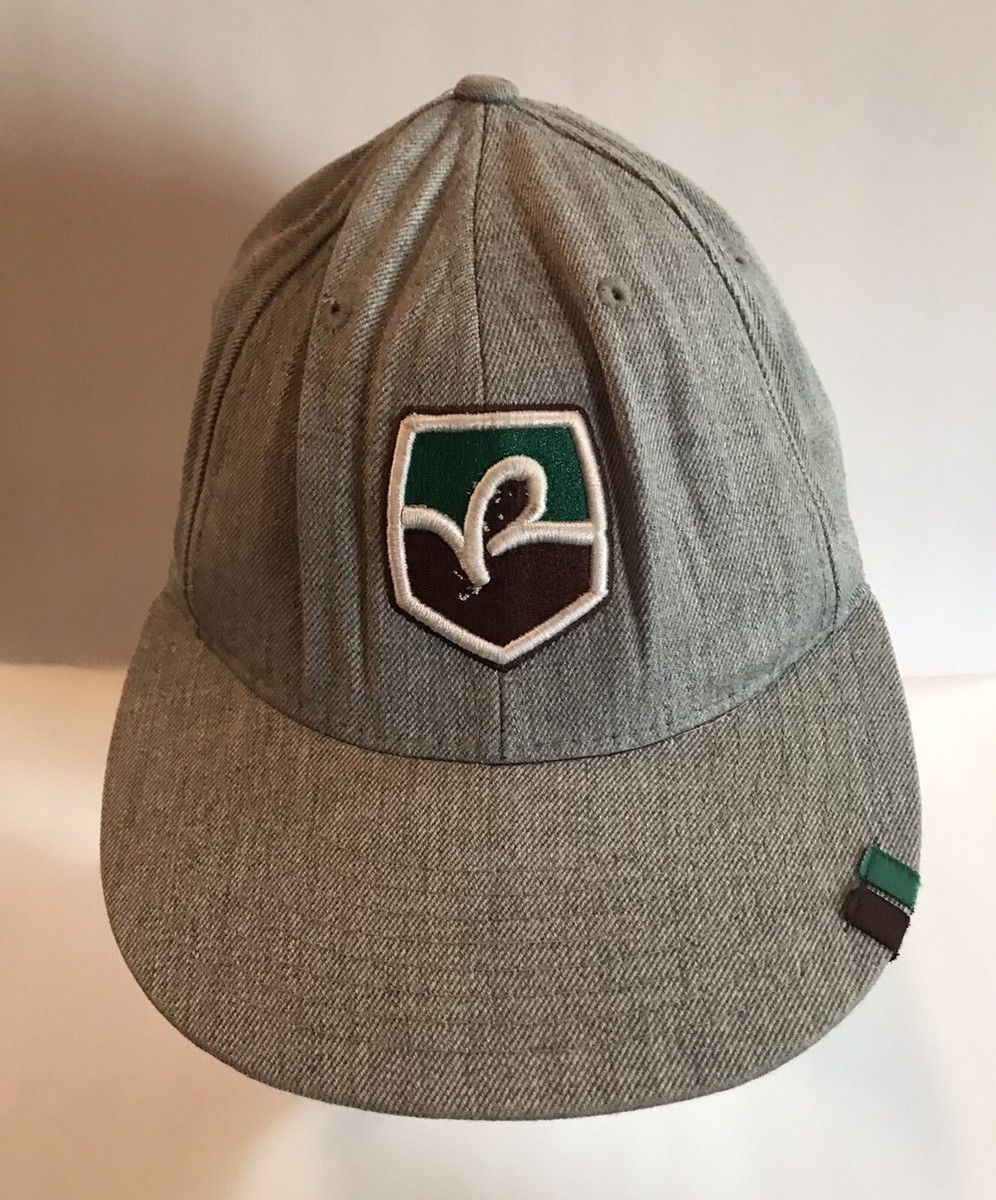 Rocawear Hat Men’s Size Gray Herringbone Fitted baseball cap