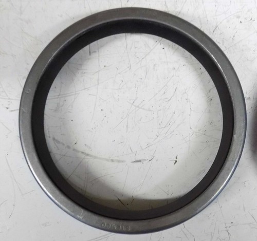 STEMCO 392-9132 Grit Guard Hub Seals - Picture 3 of 6