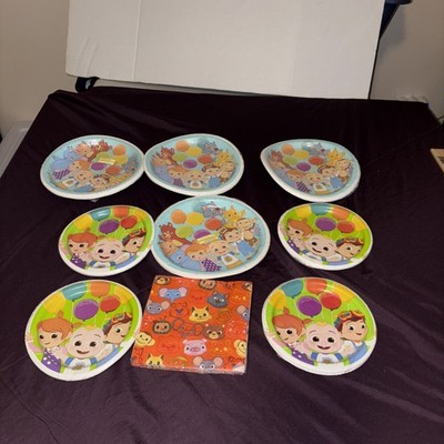 cocomelon 64 party plates 32  6 in  32  8in plates and 16 ct napkins 