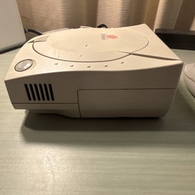 SEGA Dreamcast Console Bundle w/ 2 Controllers, VMU, Cables & 2 Games. Tested.