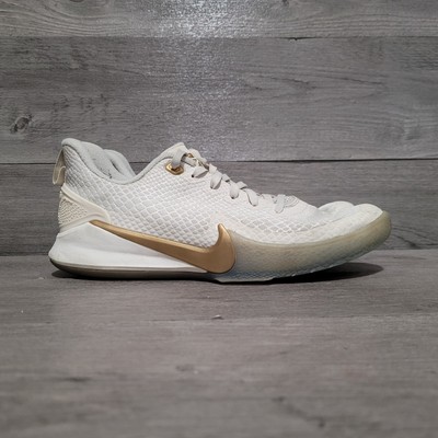 Nike Mamba Focus Phantom Metallic Gold AJ5899 004 Men's Size 9.5