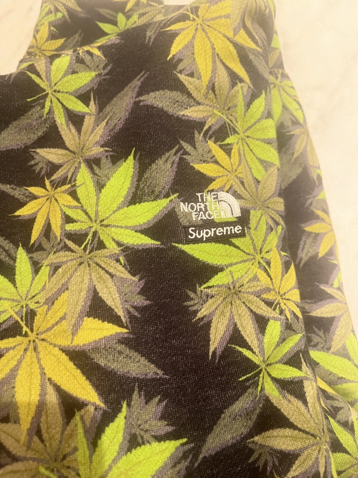 Sweat à capuche Supreme x The North Face Leaf « Noir » Large
