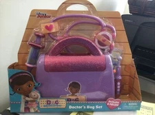 Disney Junior DOC McSTUFFINS Doctor’s Bag Set