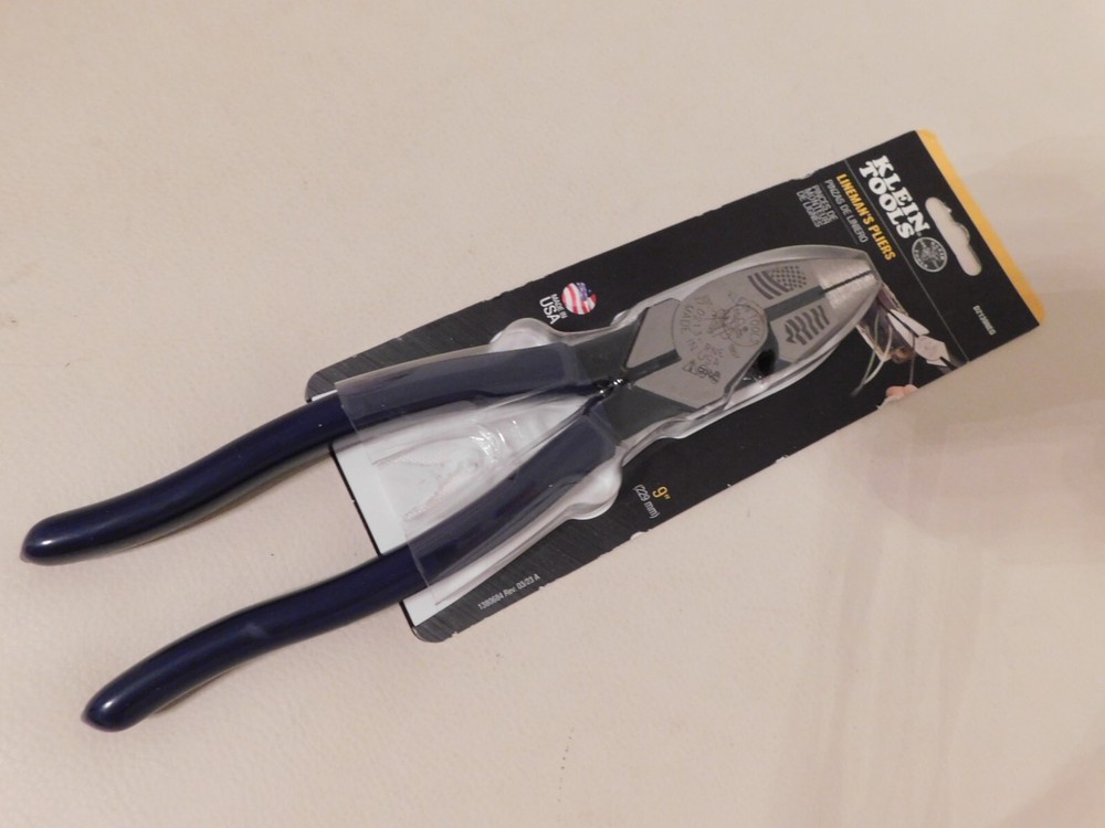 Klein Tools LINEMAN'S  sexy PLIERS D2139NEG SAME DAY SHIP---