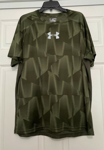 Under Armour Fitted Heatgear Shirt Size 