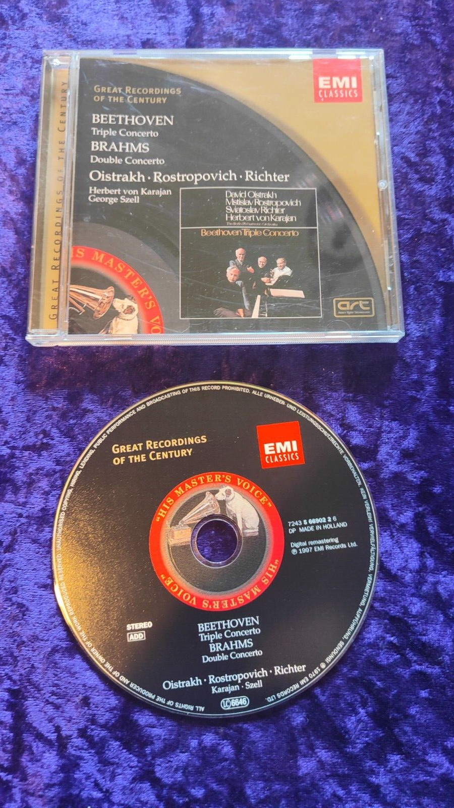 CD. BEETHOVEN TRIPLE CONCERTO. BRAHMS DOUBLE CONCERTO. OISTRAKH RICHTER KARAJAN.