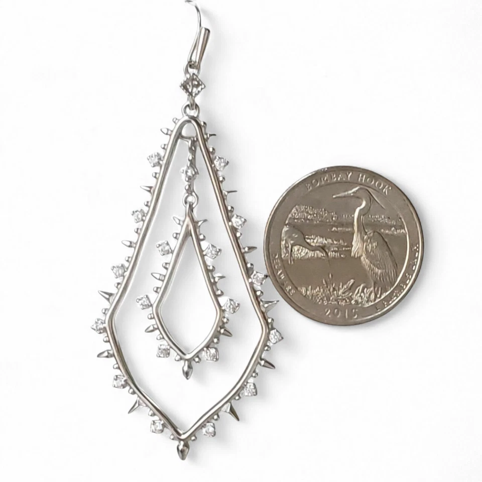 Pendientes colgantes Kendra Scott Alice de latón con tachuelas de circonita cúbica chapados en rodio NUEVO Foto 2 de 3