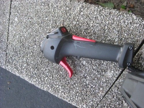 Troy-Bilt TB304S 30cc, 4-Cycle Gas String Trimmer Power Head - Runs Great - Picture 2 of 7