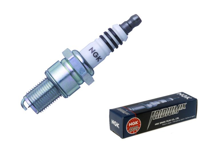 NGK NGK 3520 BR8ECMIX IRIDIUM IX SPARK PLUG 3520