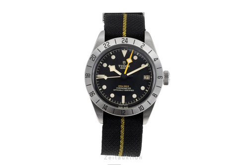 Tudor Black Bay Pro M79470-0002 39 mm Black Dial