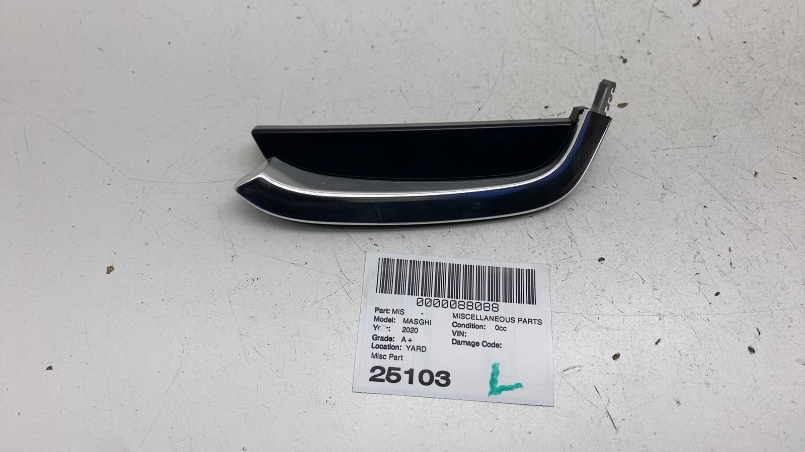 Maserati Ghibli 2014-2020 Rear Left Trim molding P/N 670025617