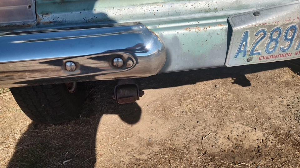 Parachoques delantero para camioneta Jeep J10 J20 1974 74  Foto 4 de 4