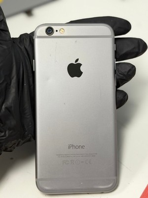Apple iPhone 6 - 64GB - Space Gray - Black - (Unlocked) Smartphone