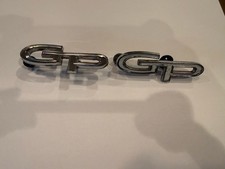 Pontiac Grand Prix Hoodtrunk Emblembadge Oem 4481779 Gm Part 1964-1966