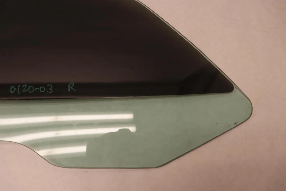 Cadillac XLR 2004-2009 puerta delantera derecha pasajero ventana vidrio OEM Foto 2 de 4