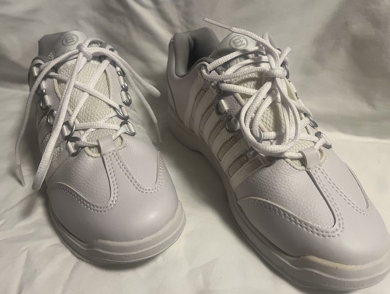 New Women’s Etonic Bowling Shoes Size 5.5 