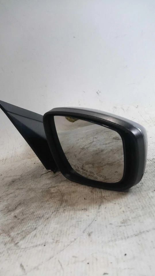 Conjunto de espejo retrovisor derecho Hyundai Accent 2016 gris 338911 usado 149 k millas Foto 2 de 3