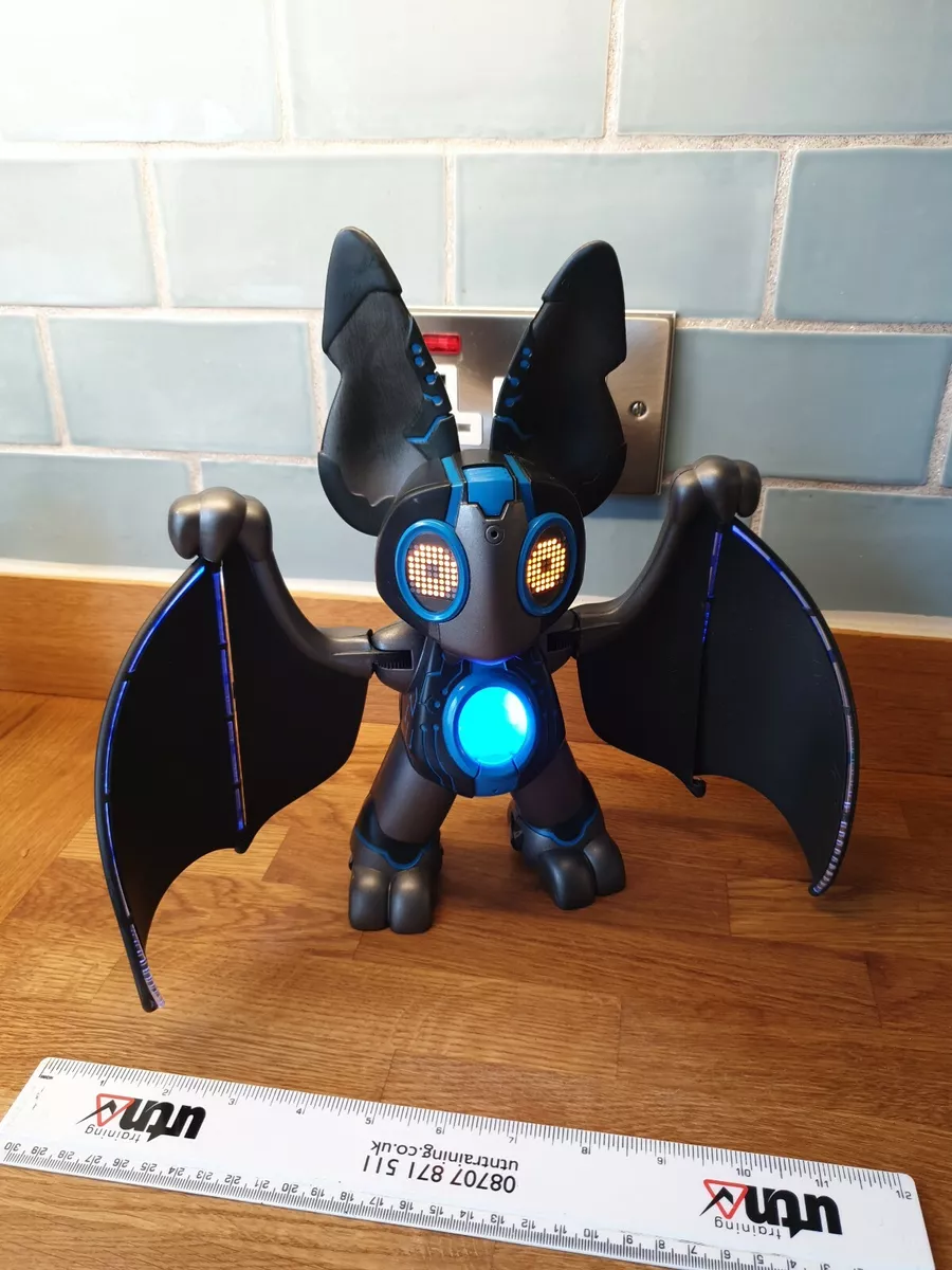 Robot Bat Toy. A22