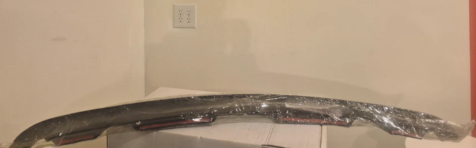 Dodge Durango Lund 2004-2007 capó protector - 972461 humo Foto 3 de 4