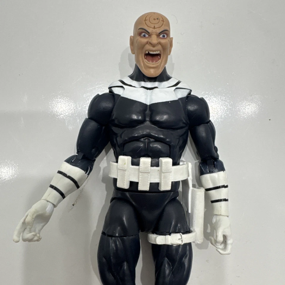 Boneco Marvel Legends Bullseye 6” Hasbro 2016 Demolidor Homem-Coisa Wave - Imagem 2 de 3