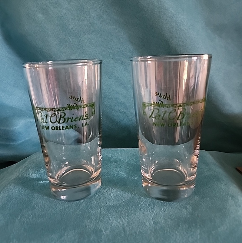2 Vintage New Orleans Pat O’Brien’s Drinking Glass Logo Have Fun 4.75” HIGHBALL 
