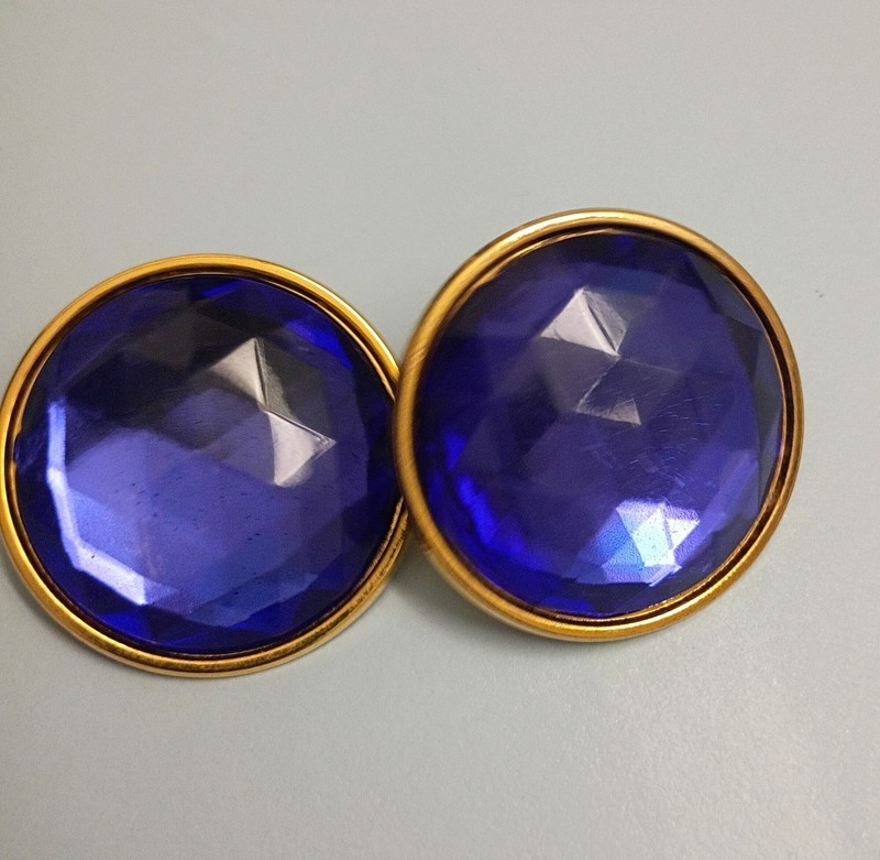 Estate Sale Find Clip on Vintage Earrings