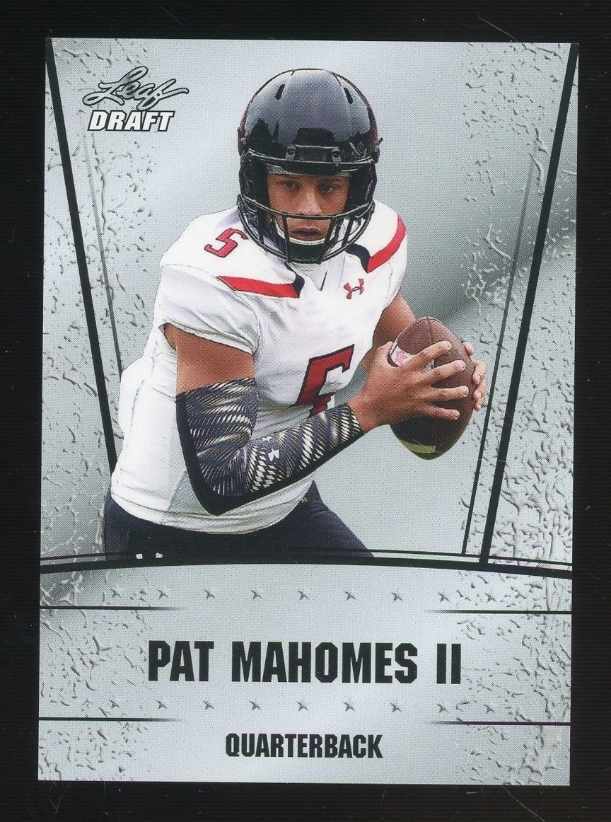 Patrick Mahomes Leaf Clear #9 Base