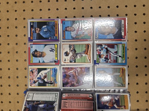 Baseball Card Album With Cards - Picture 5 of 16