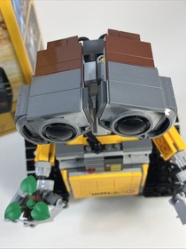 Lego 21303 Wall-E Disney Pixar Complete Set with Instructions Boxed adult owned