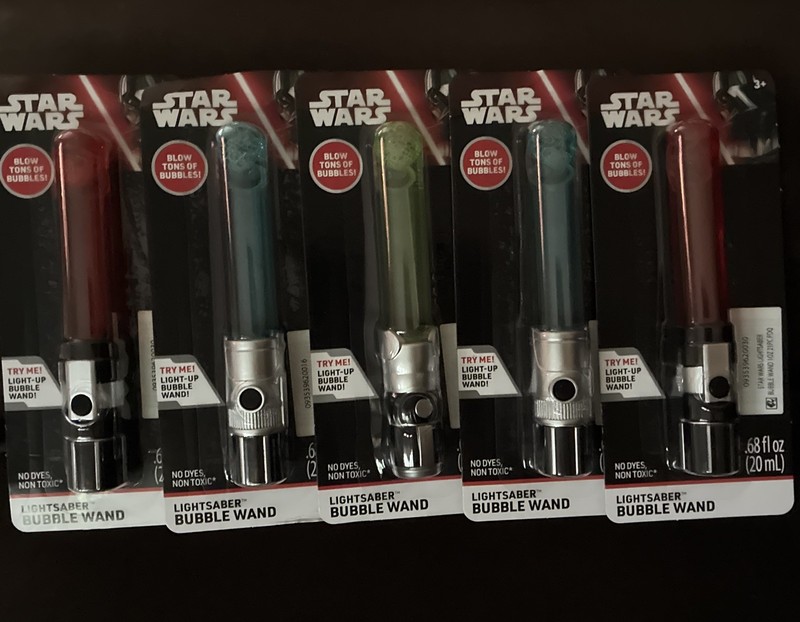 5 New Unopened Star Wars Lightsaber Light-Up Bubble Wand 0.68 fl oz Ages 3+