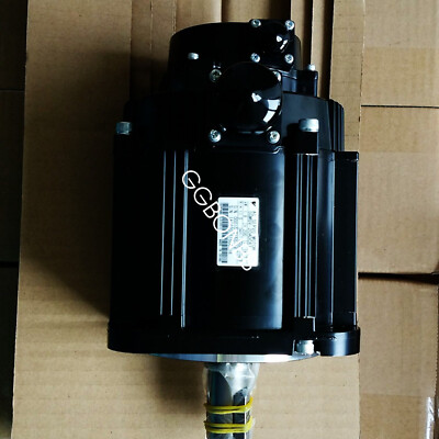 YASKAWA SGMGV-20ADC61 SERVO MOTOR SGMGV20ADC61 New In Box FedEx or DHL or UPS