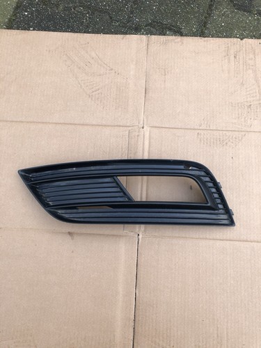 Audi A4 8K Stoßstange Lüftungsgitter Links Nebelscheinwerfer Blende 8K0807681K