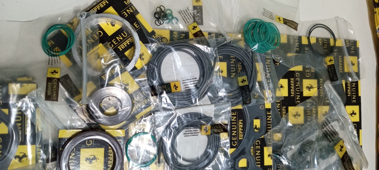 Ferrari Enzo Engine Gasket Set_Seals_O Rings_199083_Exhaust Donuts_Head Gaskets