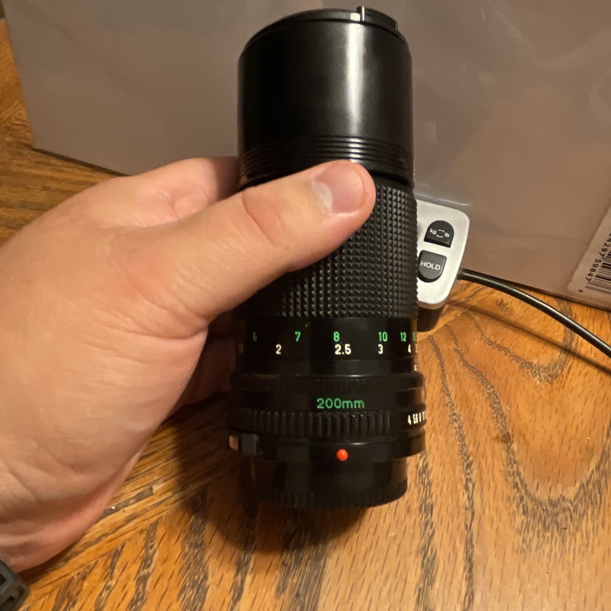 Canon FD 200mm f/4 レンズ Canon New FD 200mm f/4 | Vintage Lens Review & Specs
