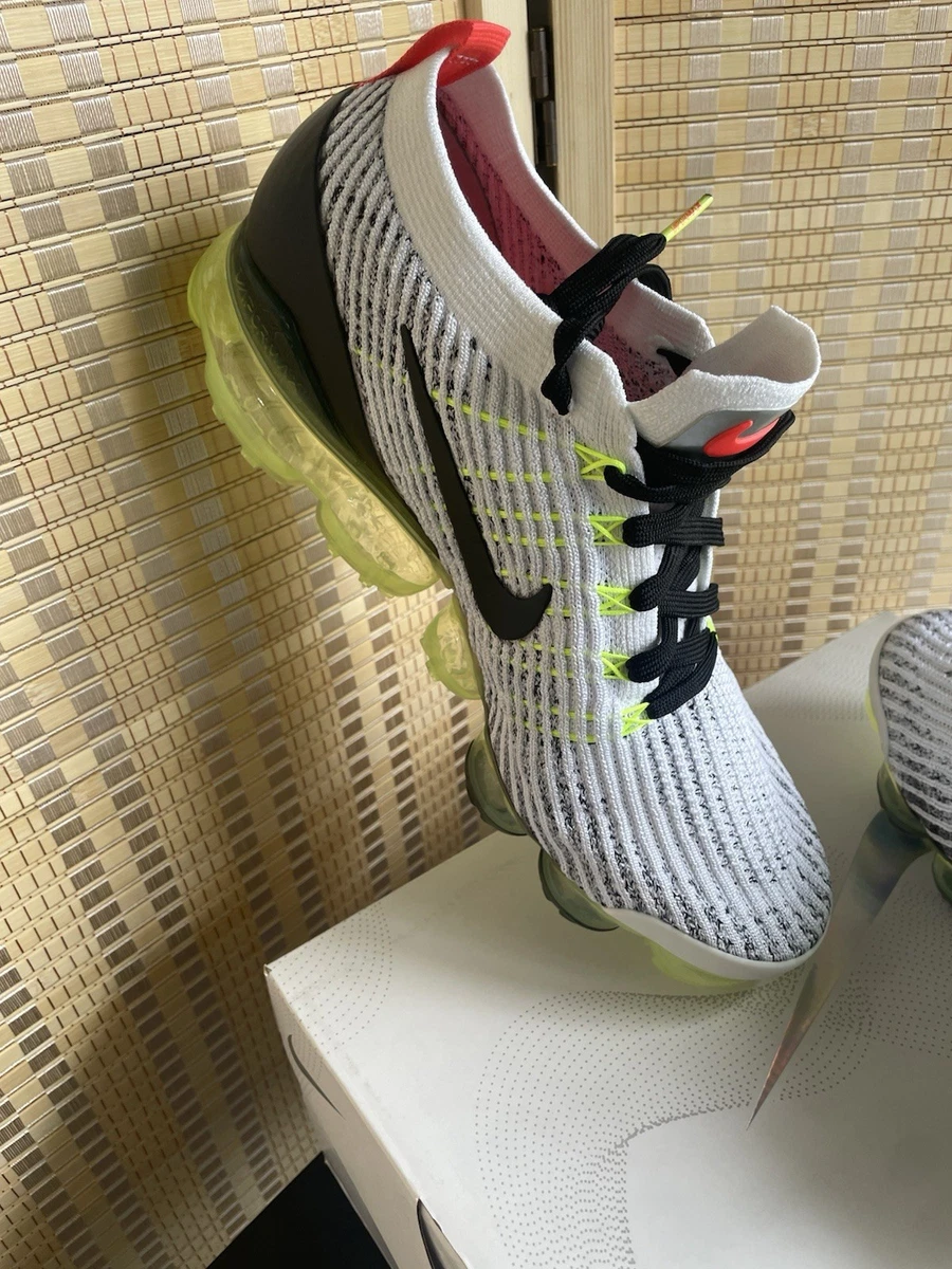 Preços baixos em Nike Air VaporMax Neon | eBay