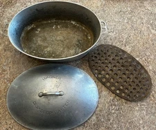Vintage Wagner Ware Oval Roaster 267  W/ Original Drip Drop Baster Lid & Trivet