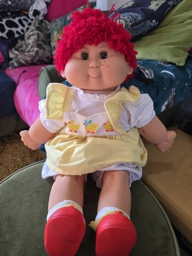 My Dream Baby red  Yarn Hair Blinking Eyes b.b. Made in Spain 19” 1980s