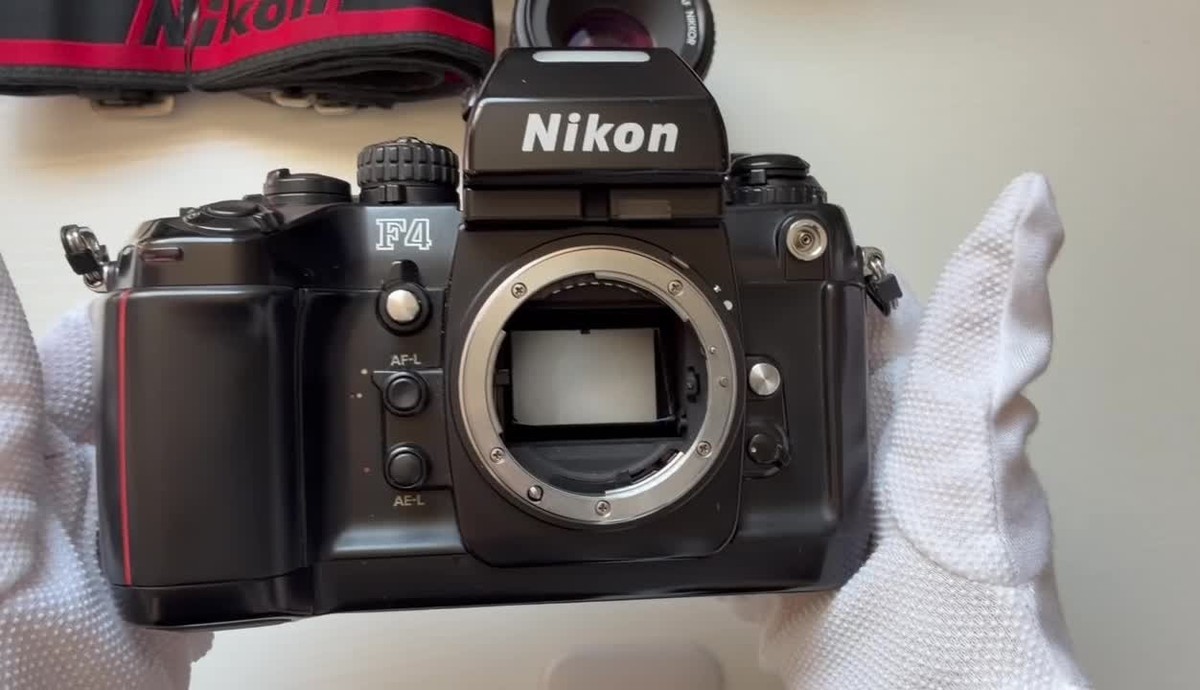 No Leak [ N MINT w/ Strap ] Nikon F4 Film Camera + AF 50mm f1.8