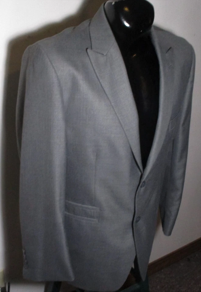 J. FERRAR Gray 2 Pc Suit Men's Size 42R, 38X30 - Image 4 of 4