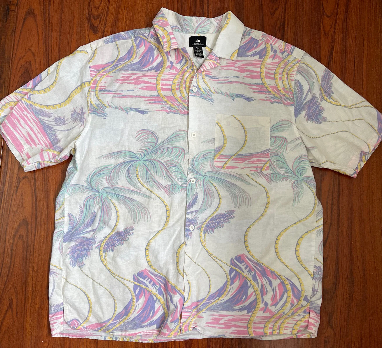 H&M Shirt Mens Large Floral White Button Up Relaxed Fit Short Sleeve Regular