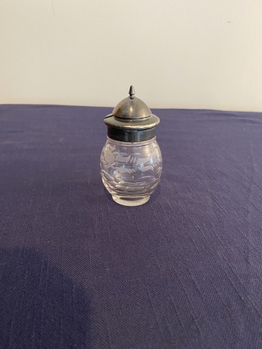 Etched Glass Silver Plate Lid Jelly or Mustard Jar Vintage - Picture 8 of 8